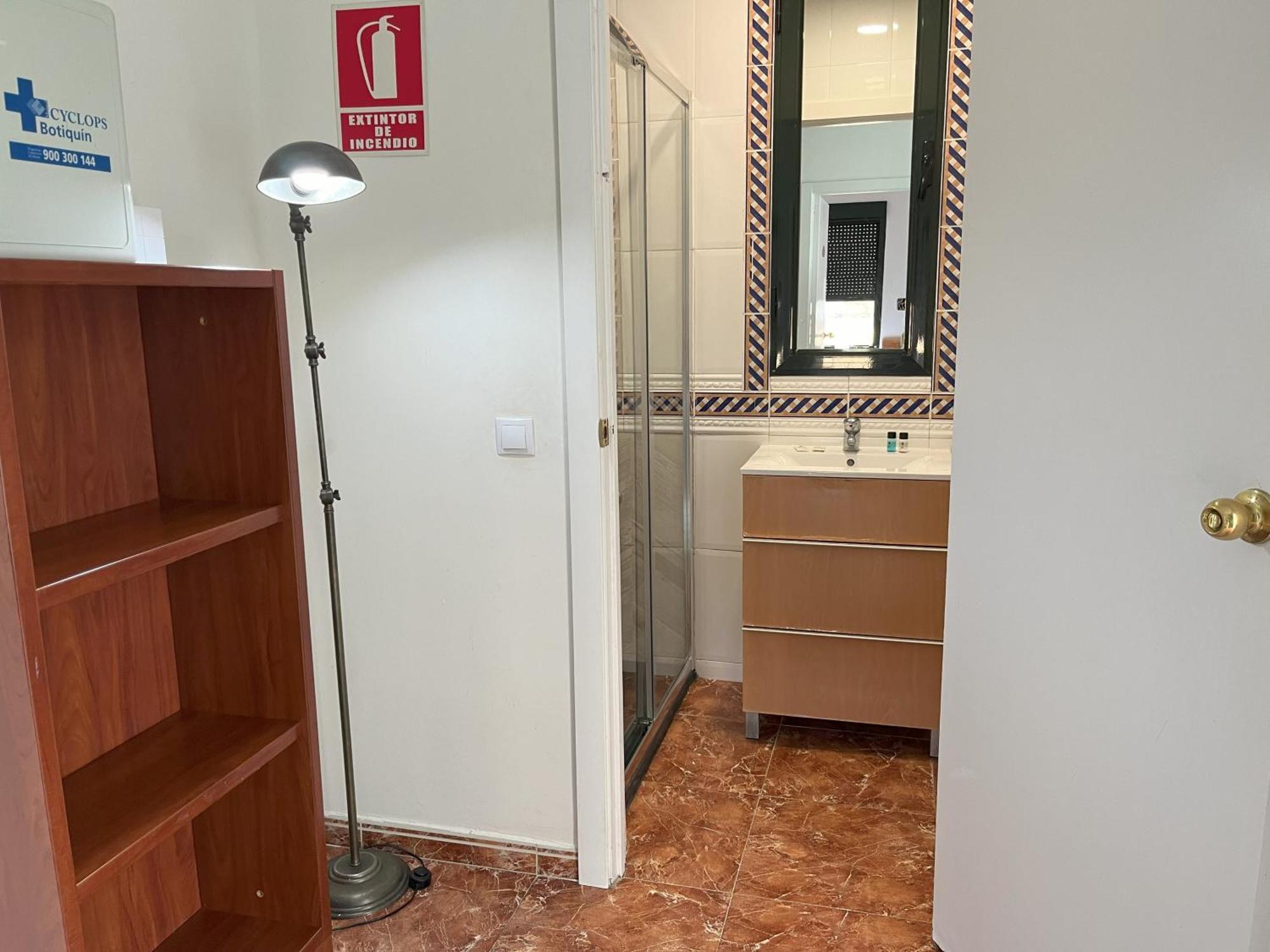 Double Room Private Bathroom