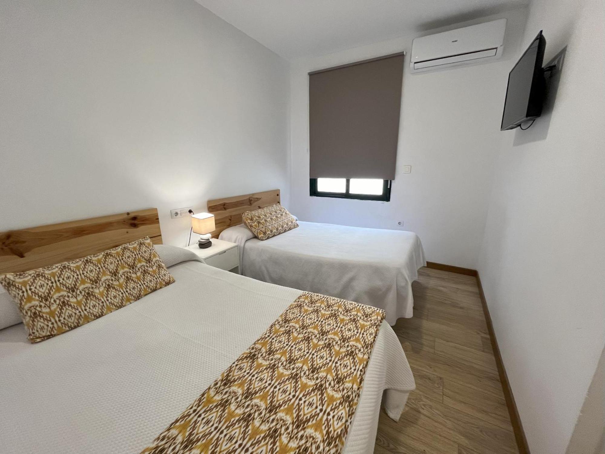 Double Room Private Bathroom