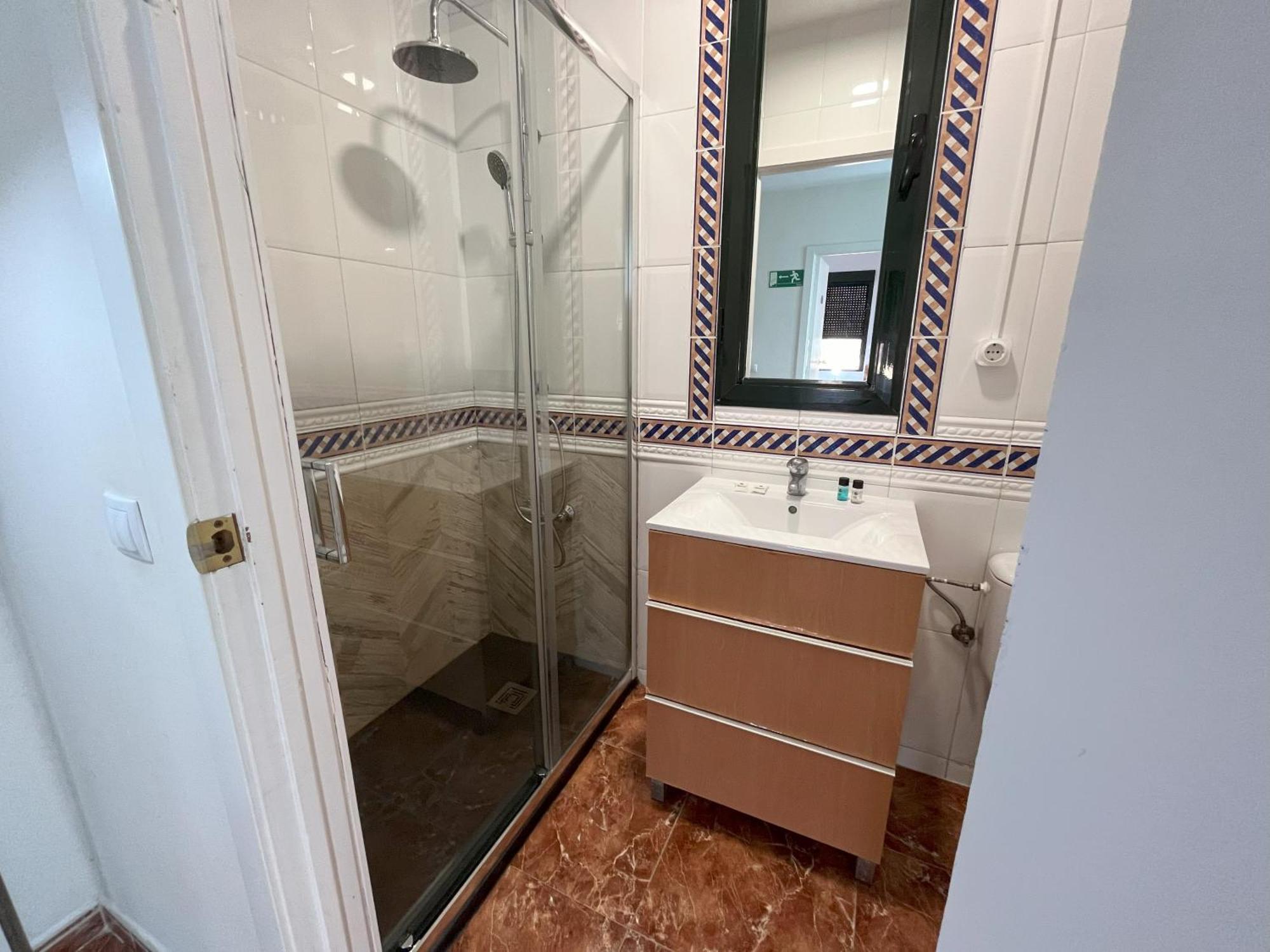 Double Room Private Bathroom