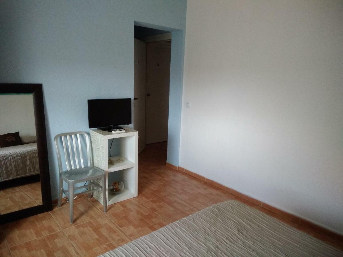 Quarto Twin com Casa de Banho Privativa